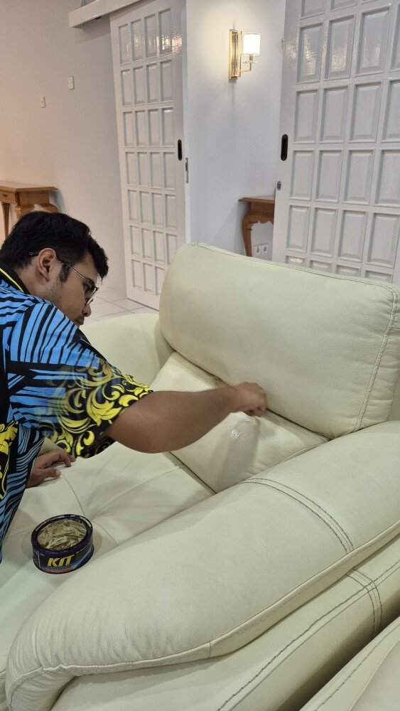 CUCI KASUR DAN SOFA (25)
