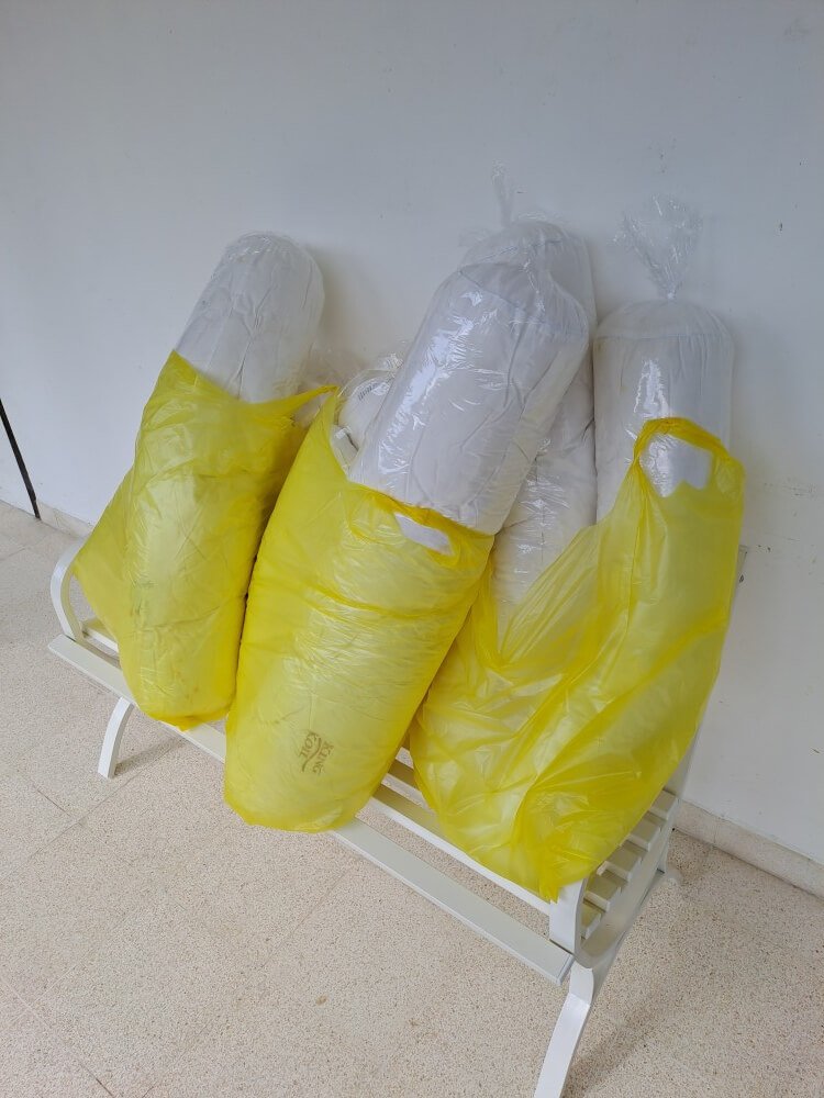 CUCI SEPATU DAN CAR SEAT, BANTAL (3)